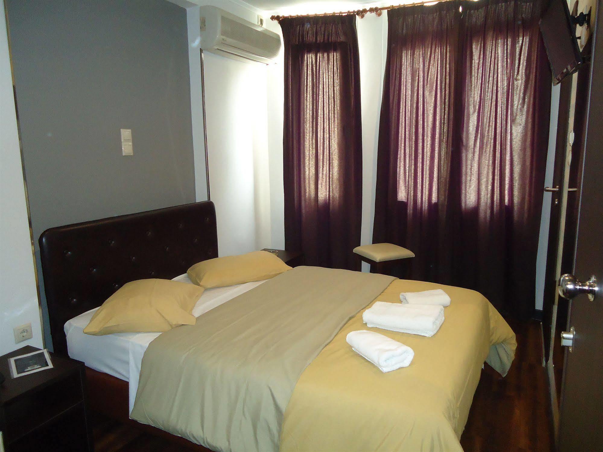 Cosmopolit Hotel Athena Bagian luar foto