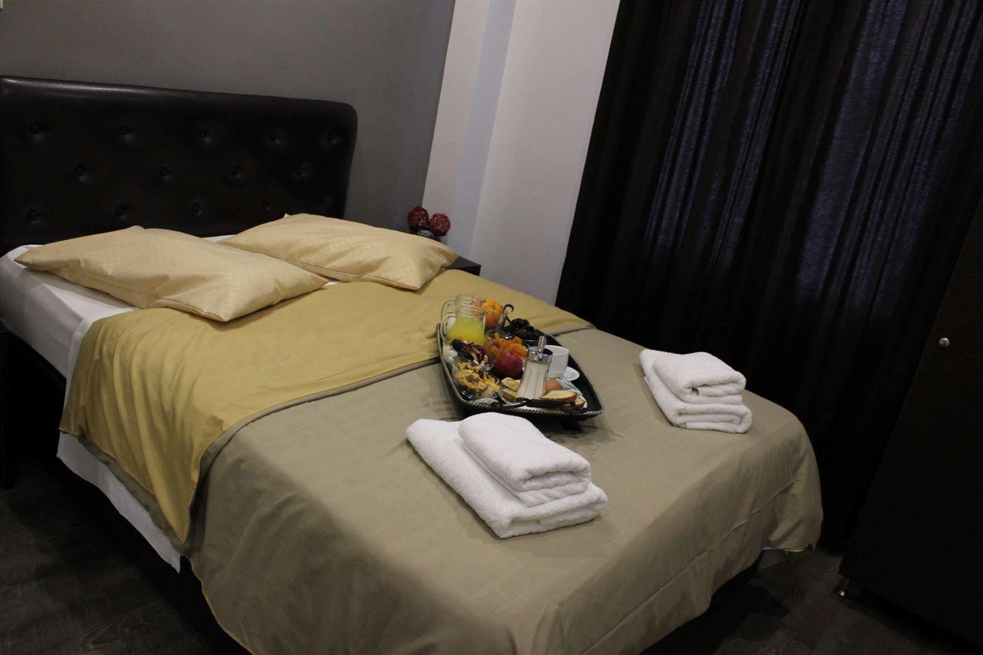 Cosmopolit Hotel Athena Bagian luar foto
